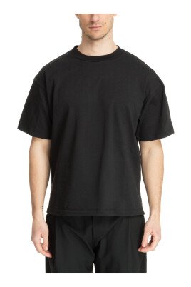 plain-t-shirt-with-logo-and-beads