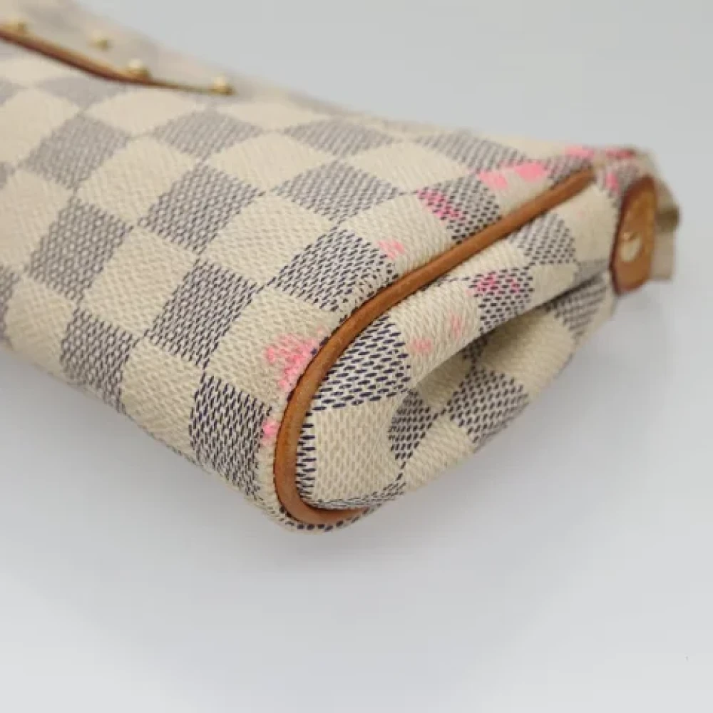 Louis Vuitton Vintage Pre-owned Canvas louis-vuitton-bags White Dames