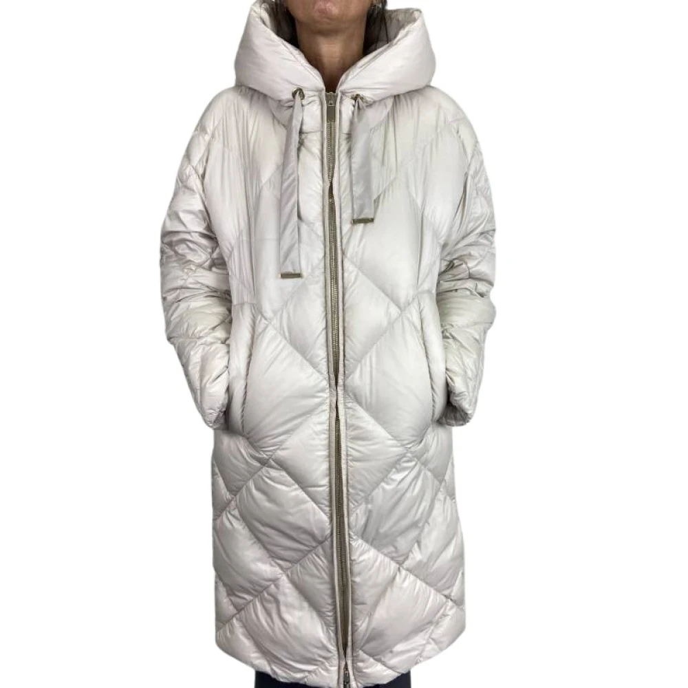 Max Mara Witte Gewatteerde Jas met Capuchon Gray Dames