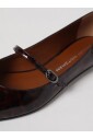 ballerines-classiques-en-cuir-verni-marron