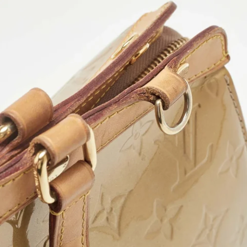 Louis Vuitton Vintage Pre-owned Leather pouches Yellow Dames