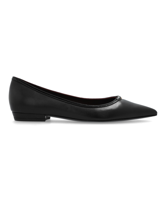 ballet-flats-with-logo