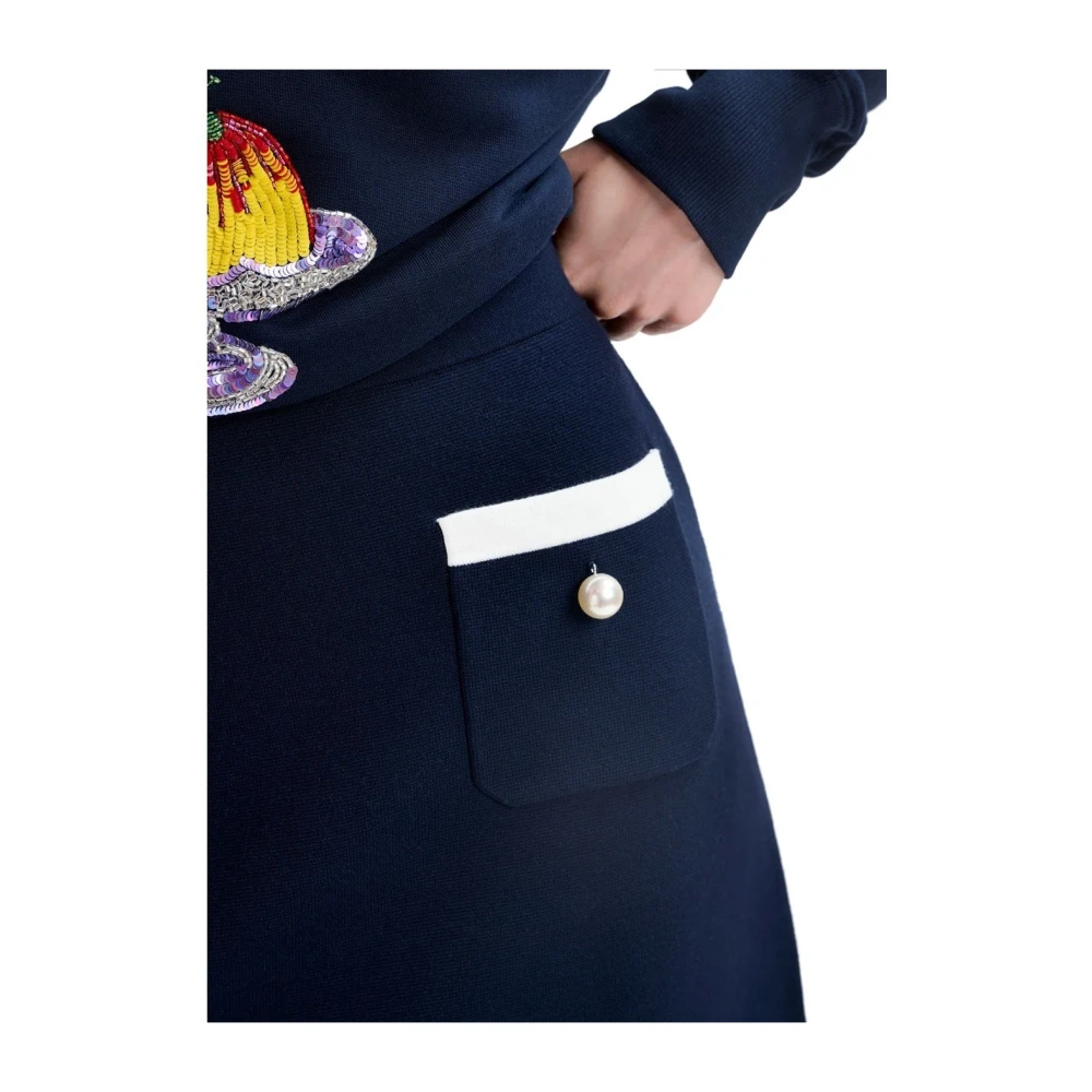 Essentiel Antwerp Donkerblauwe Trapezium Rok met Parelknopen Blue Dames