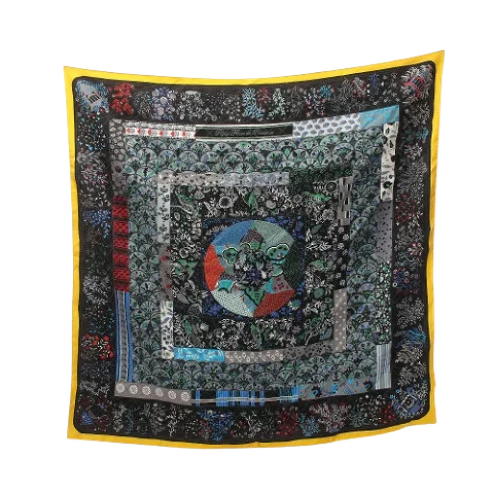 Hermès Vintage Pre-owned Silk scarves Black Dames