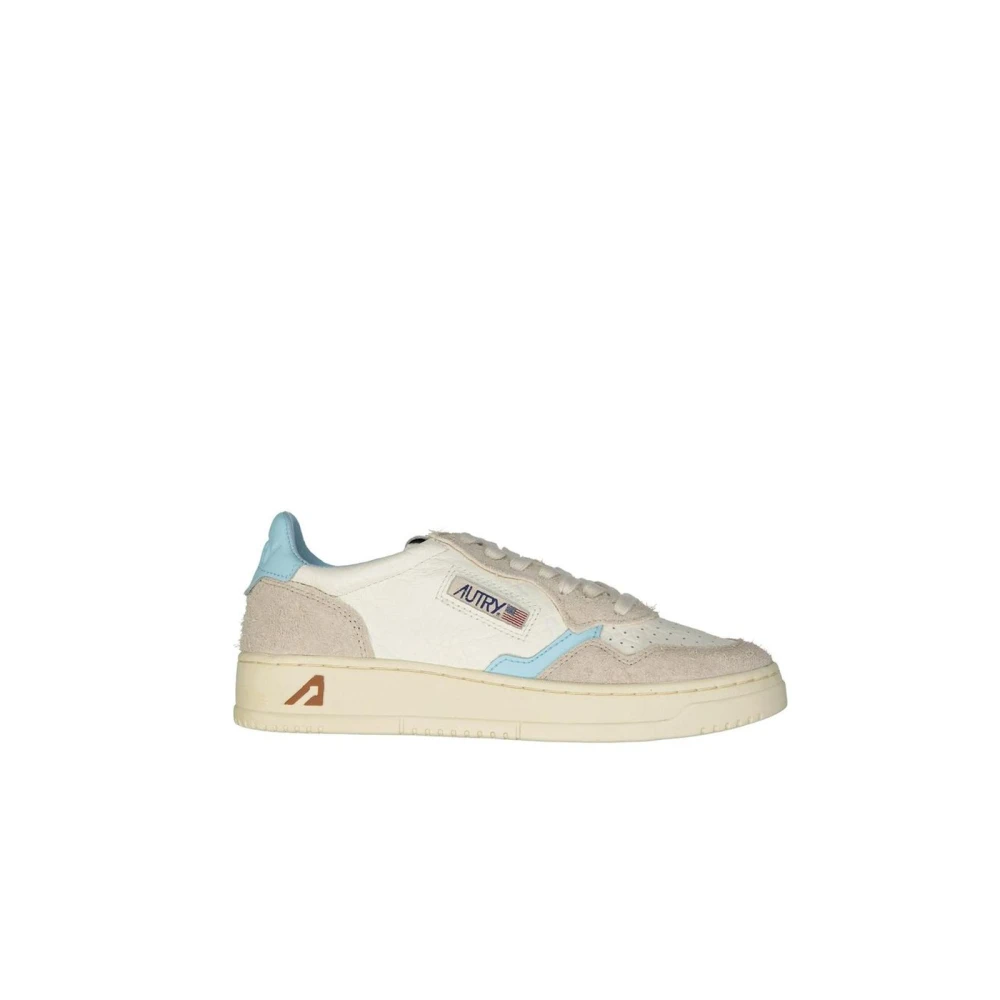 Autry Women's Beige Medalist Low Sneakers