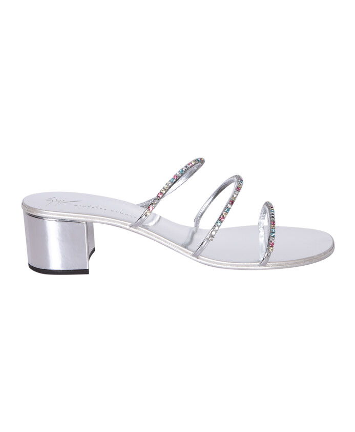 heeled-mules