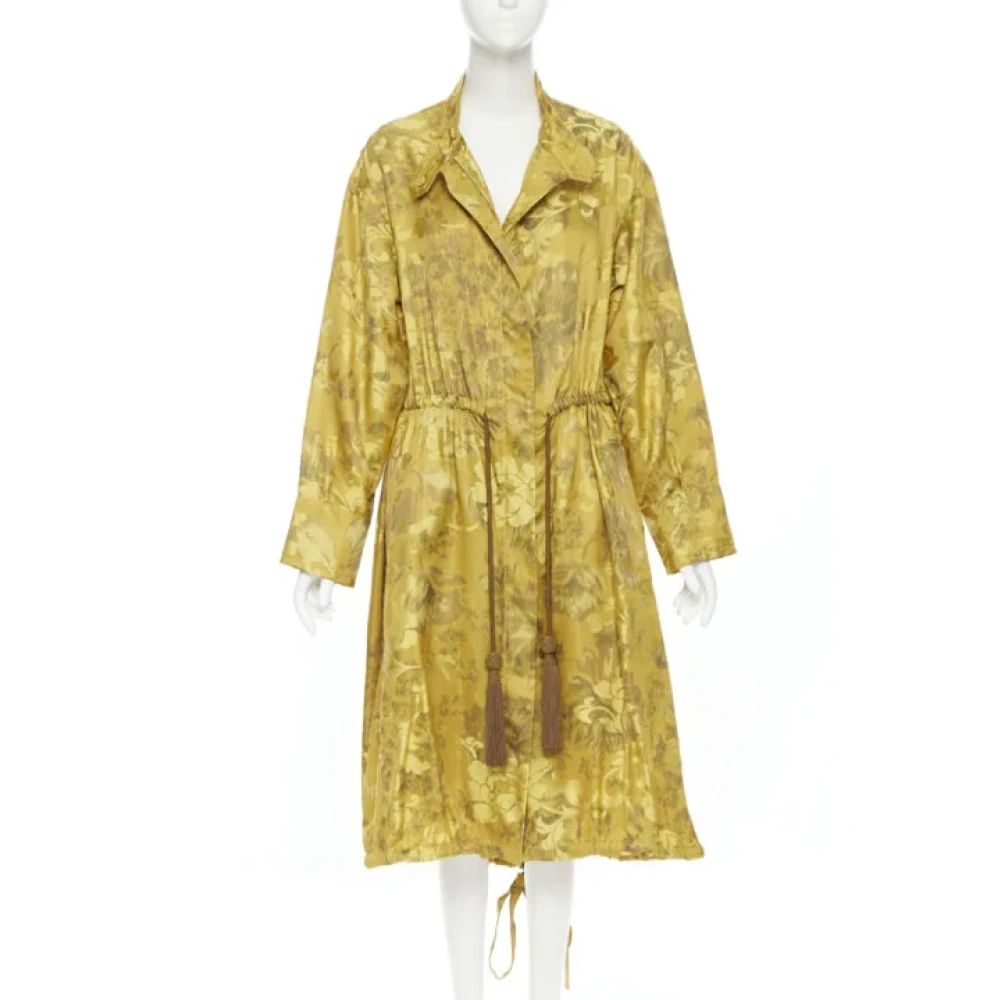 Oscar De La Renta Pre-owned Silk outerwear Yellow Dames