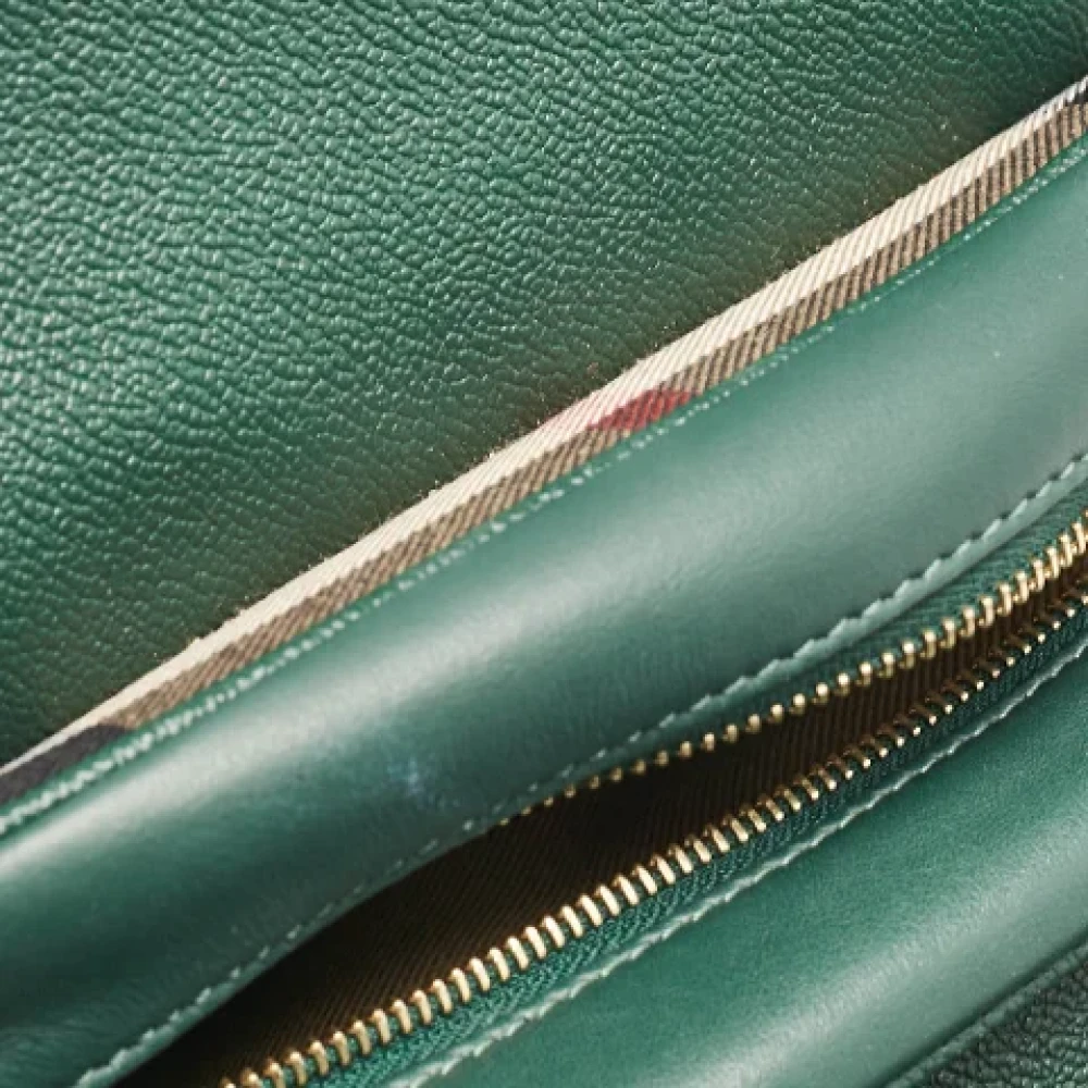 Burberry Vintage Pre-owned Leather shoulder-bags Green Dames