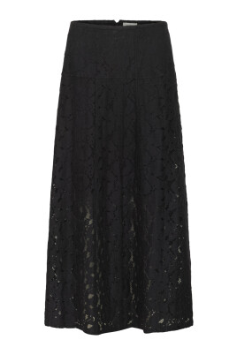 black-embroidered-skirt