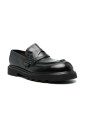 mocassins-noirs-en-laiton