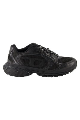 sporty-black-sneakers-collection-2025