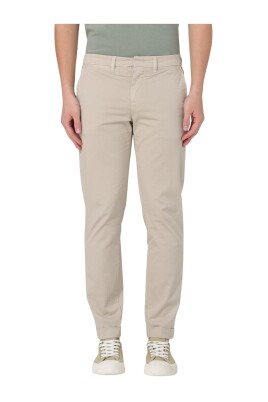 casual-beige-chinos-pants