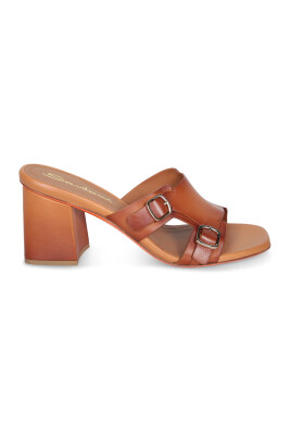 brun-spanne-hal-sandal