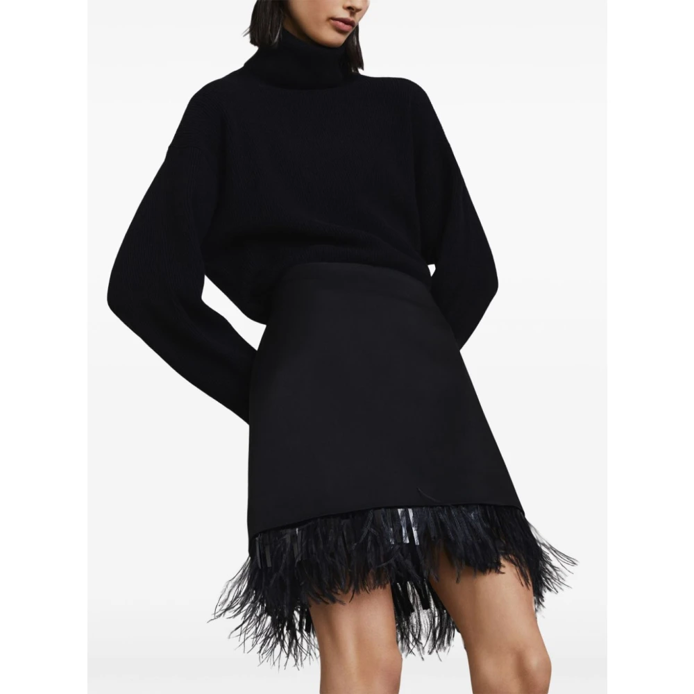 BRUNELLO CUCINELLI Zwarte A-Lijn Rok met Veer Trim Black Dames