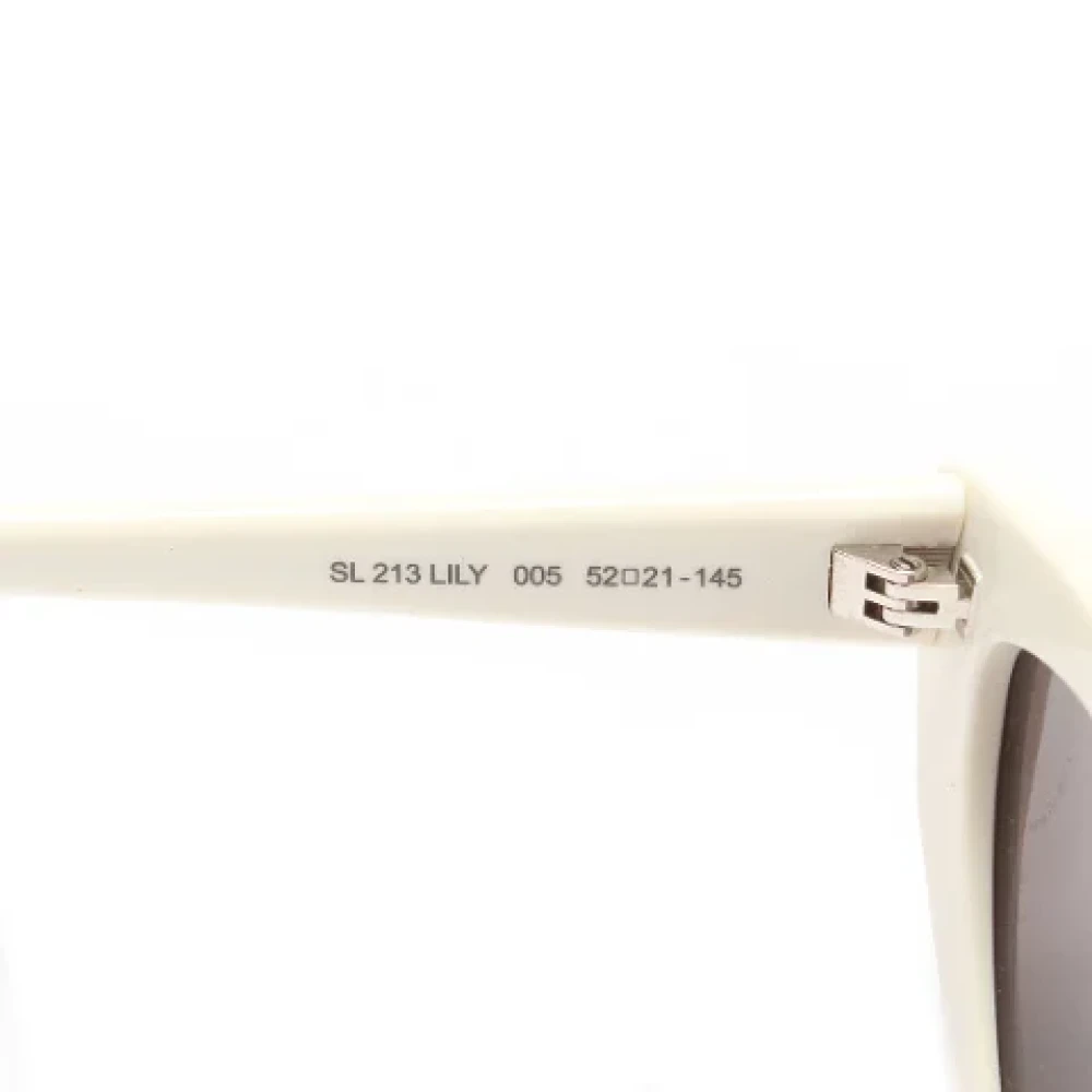 Yves Saint Laurent Vintage Pre-owned Plastic sunglasses White Dames