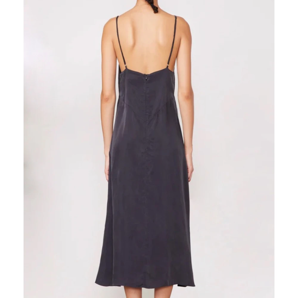 Officine Générale Uve Neck Lyocell Jurk Black Dames