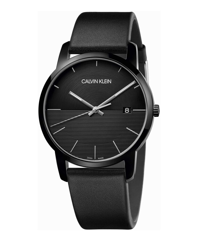 montre-tendance-avec-cadran-a-quartz-et-bracelet-en-cuir
