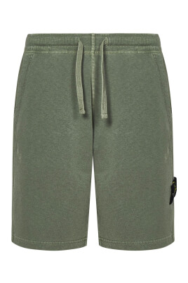 shorts-verts-avec-taille-elastique-et-coutures-overlock