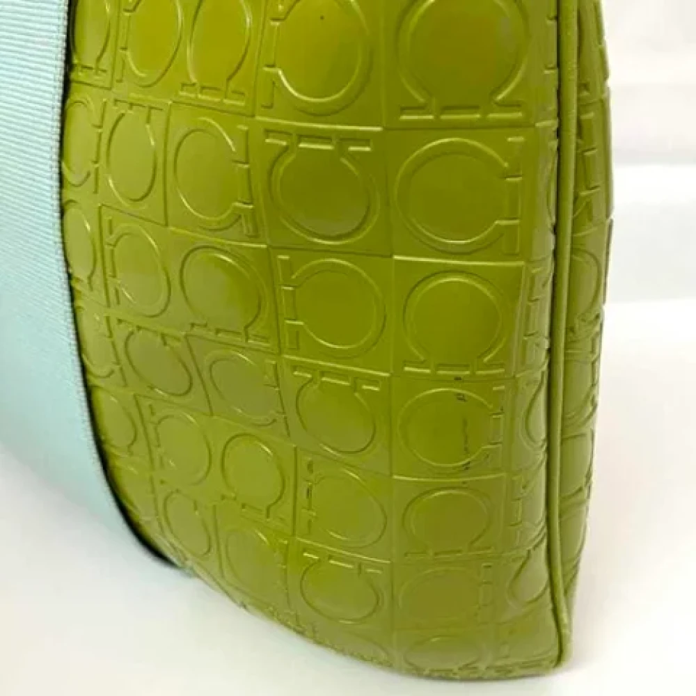 Salvatore Ferragamo Pre-owned Leather handbags Green Dames