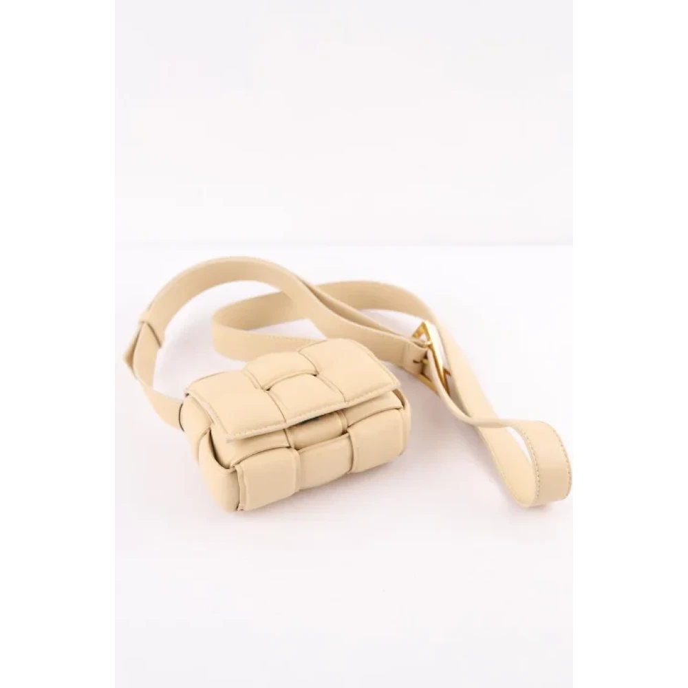 Bottega Veneta Vintage Pre-owned Leather shoulder-bags Beige Dames