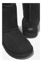 classic-ii-sheepskin-boots