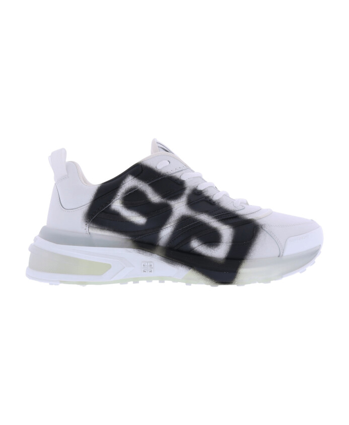 giv-1-tag-effect-sneakers