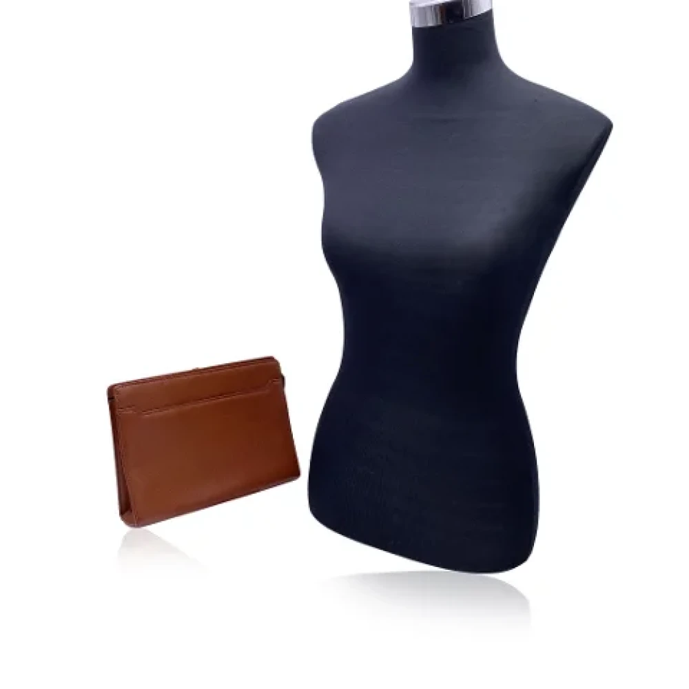 Yves Saint Laurent Vintage Pre-owned Leather clutches Brown Dames