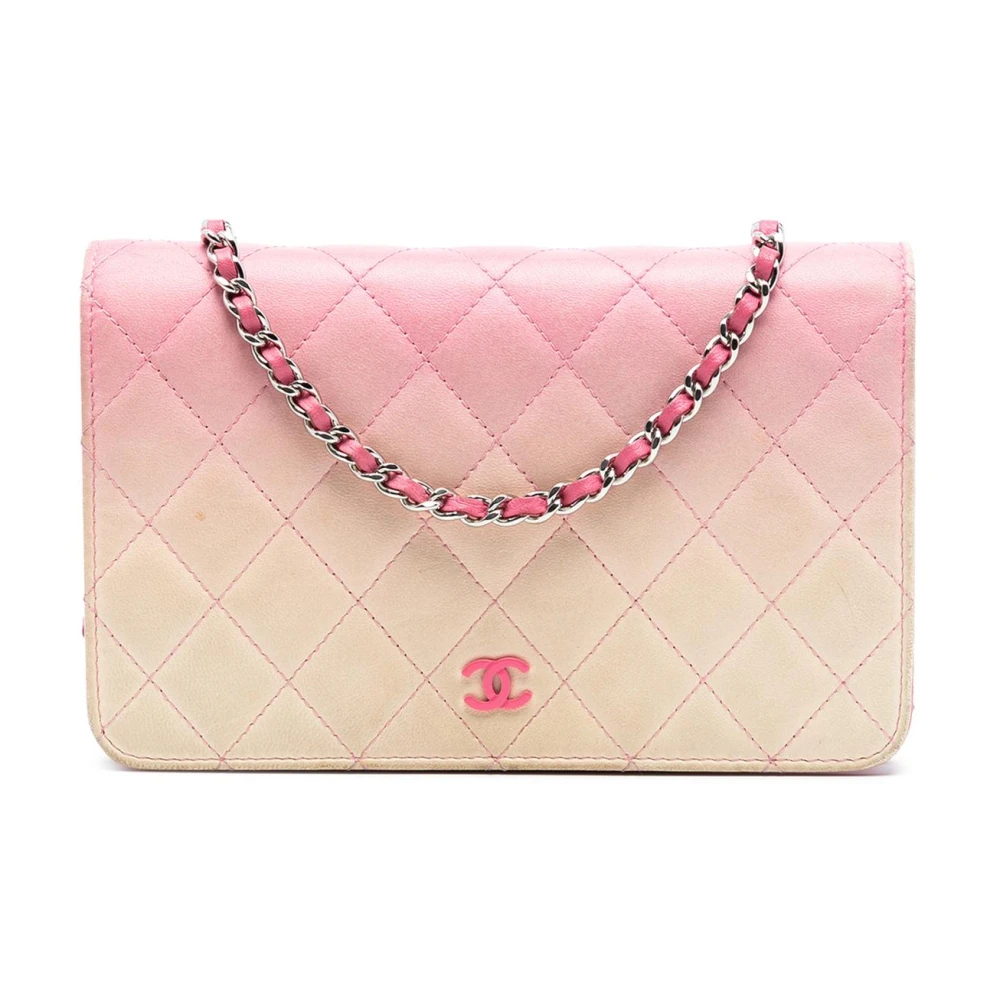 Chanel Vintage Women's Pink Pre-Owned Quilted Chain Bag