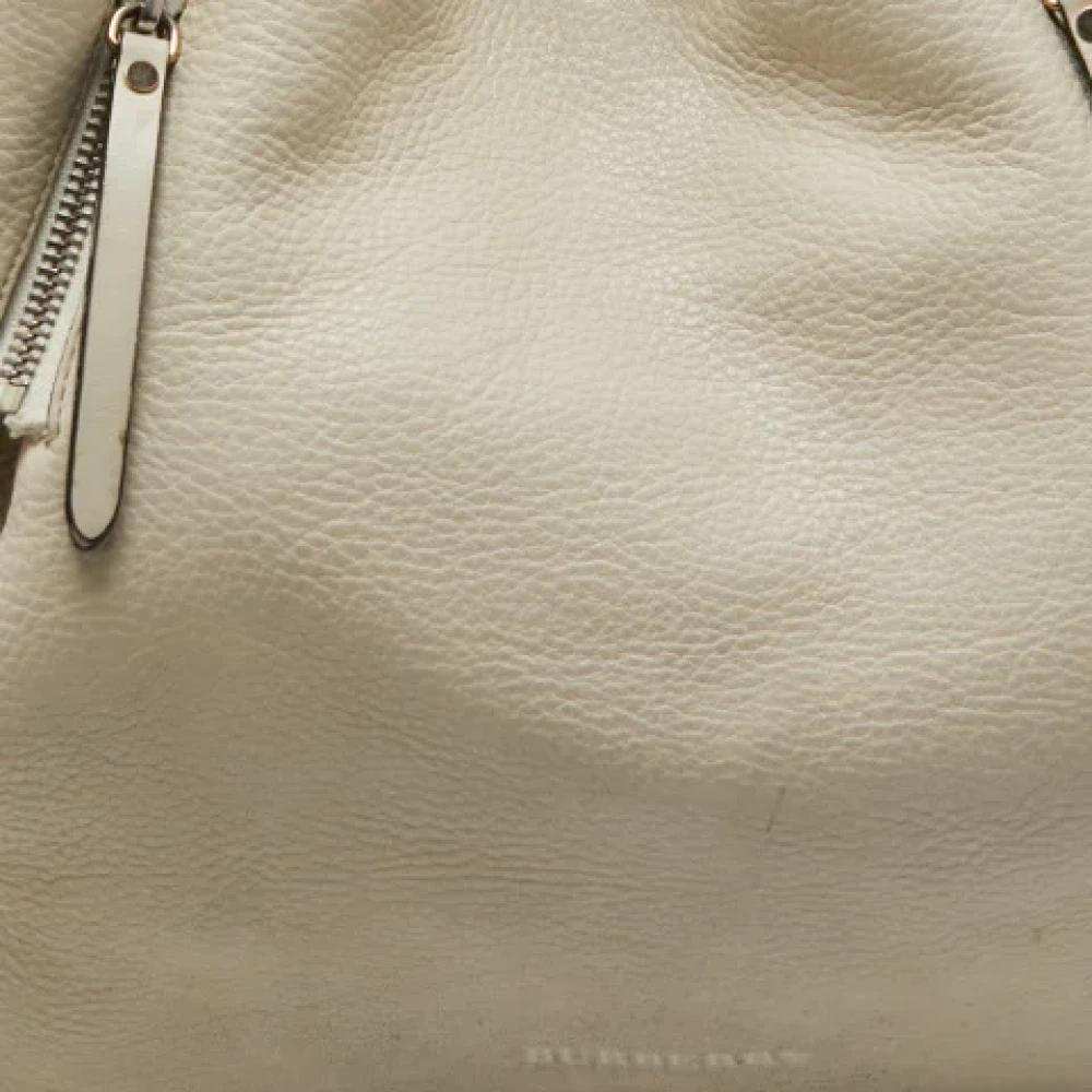 Burberry Vintage Pre-owned Canvas shoulder-bags White Dames