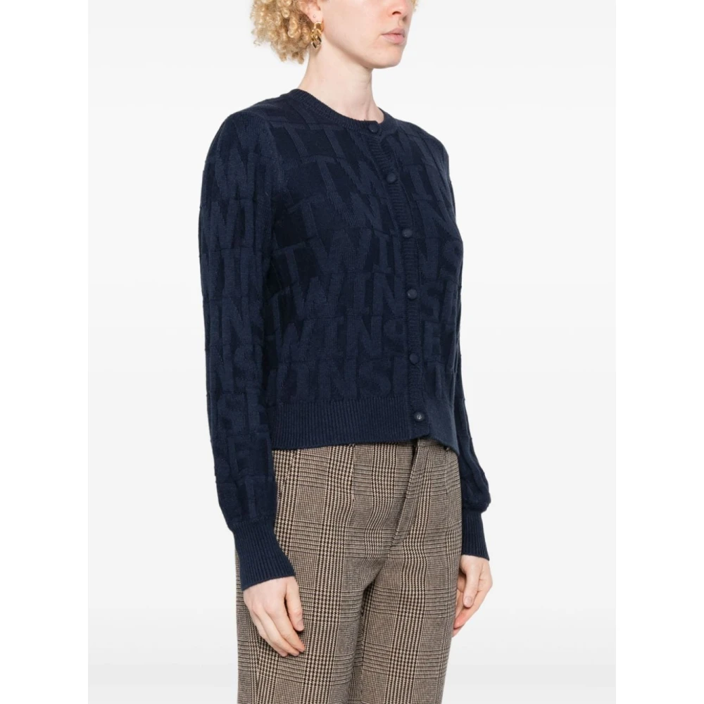 Twinset Monogram Jacquard Sweater met Goud-Tone Broche Blue Dames