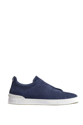 baskets-basses-en-daim-bleu