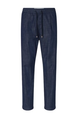 low-carrot-jeans-rinse