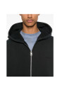 sweat-a-capuche-noir-style-classique