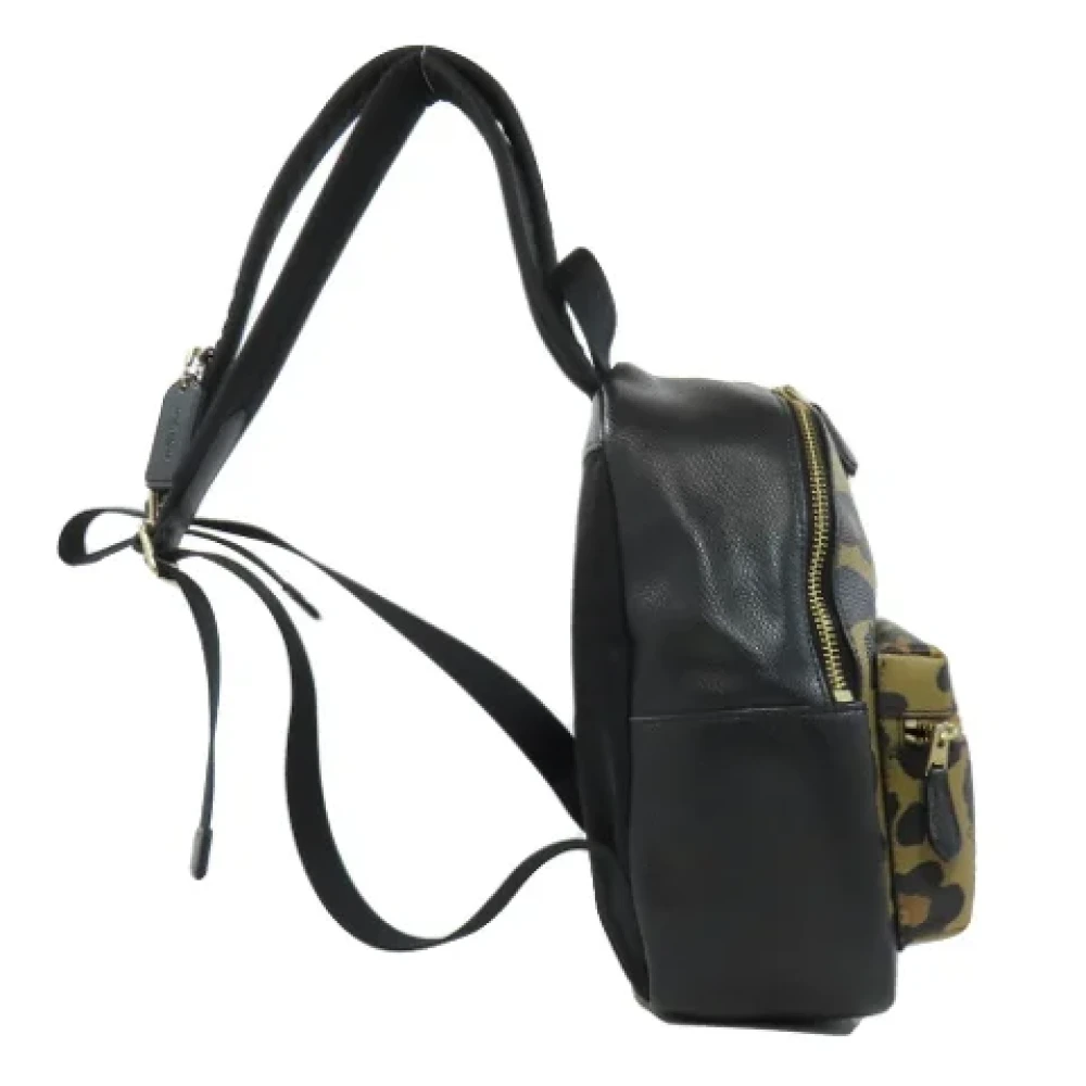 Coach Pre-owned Fabric backpacks Black Dames