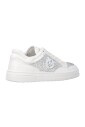 sneakers-blanches-en-cuir-avec-strass