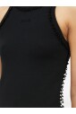 haut-noir-melange-coton-style-ajuste