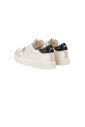 chaussures-vintage-en-cuir-et-daim-a-lacets
