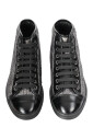 stijlvolle-sneakers-voor-mannen-en-vrouwen