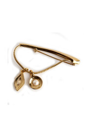 dinglende broche