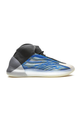 frozen-blue-sneakers-with-logo