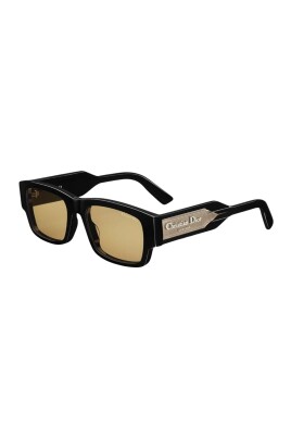 authentic-label-glasses-with-top-notch-service