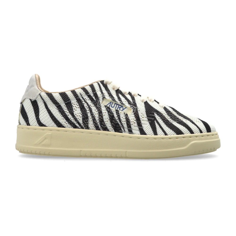 Autry Women's Black Medalist Easeknit Low Trainers - Sneakers - 5 Uk - Shoes
