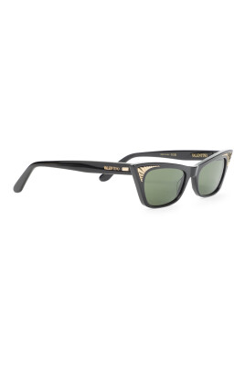 stylish-sunglasses-for-ultimate-protection