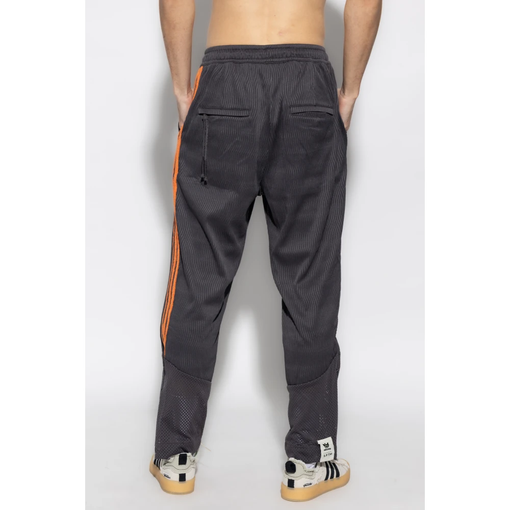 adidas Originals Donkergrijze Geplooide Sweatpants met Oranje Strepen Gray Dames