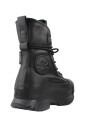 bottes-lacees-elegantes-avec-semelles-crantees