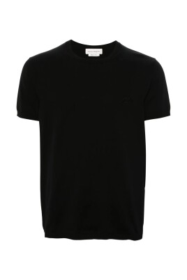 black-crew-t-shirt