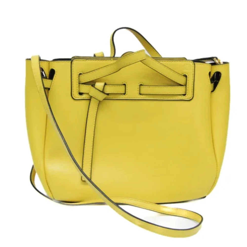 Loewe Pre-owned Leather handbags Yellow Dames