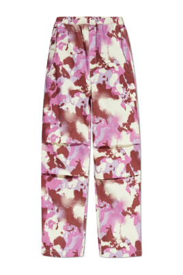 pants-with-camouflage-effect
