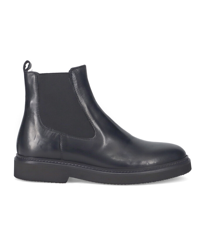 bottes-noires-artisanales