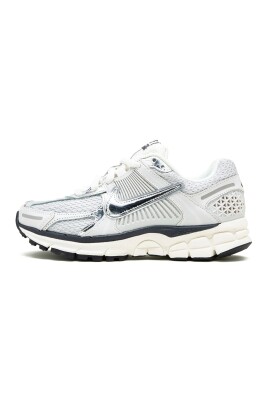 zoom-vomero-5-running-shoes